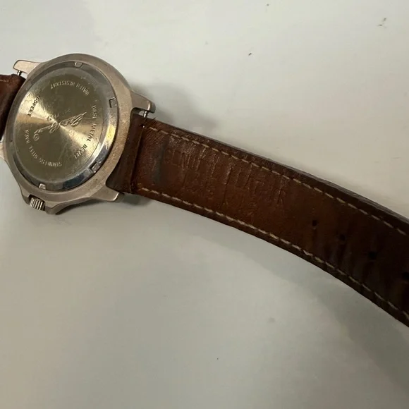 Eddie Bauer Field Watch Green Bezel Cream Dial New Battery - Picture 12 of 12